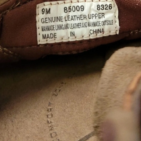 Timbaland size 9 B2 - Picture 6 of 8